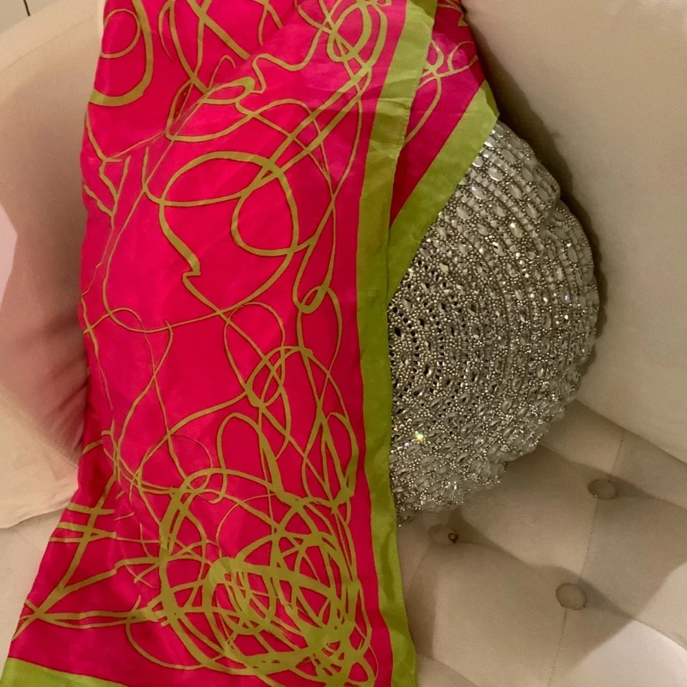 Vintage bright pink